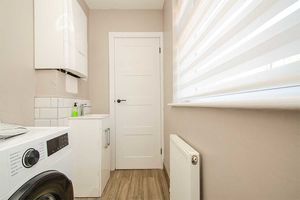 Photo 16- click for photo gallery